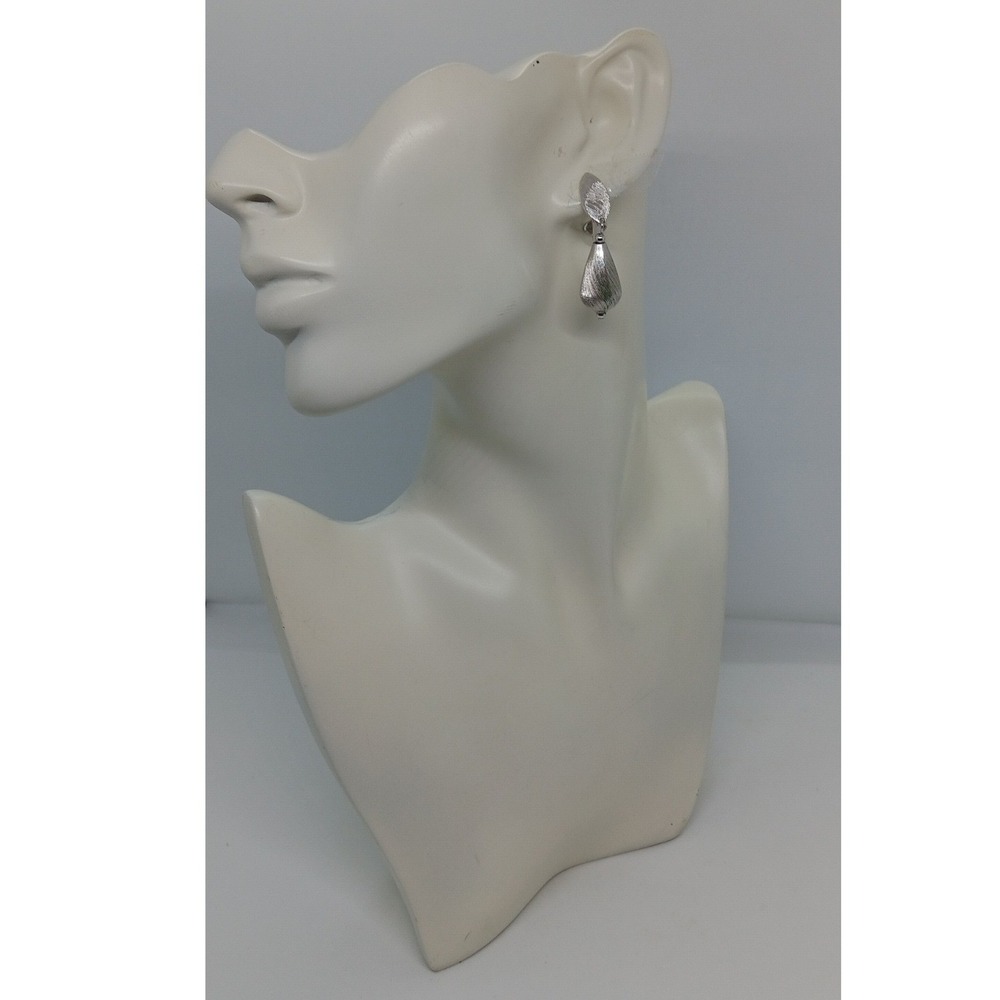 Sarah Coventry Silver Tone Metal Tear Drop Dangling Clip On Earrings Vintage #15